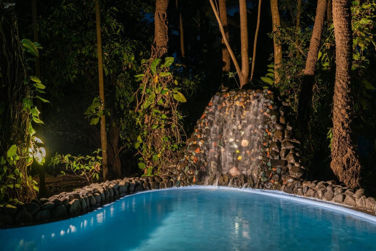 Saffronstays Chikoo Wadi- 3Bdr Pet-Friendly Villa With Pool In Boisar Esterno foto